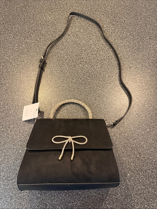 LC Lauren Conrad Handbags - NWT LC Lauren Conrad Black Crossbody Bag with Silver Bow Accent
